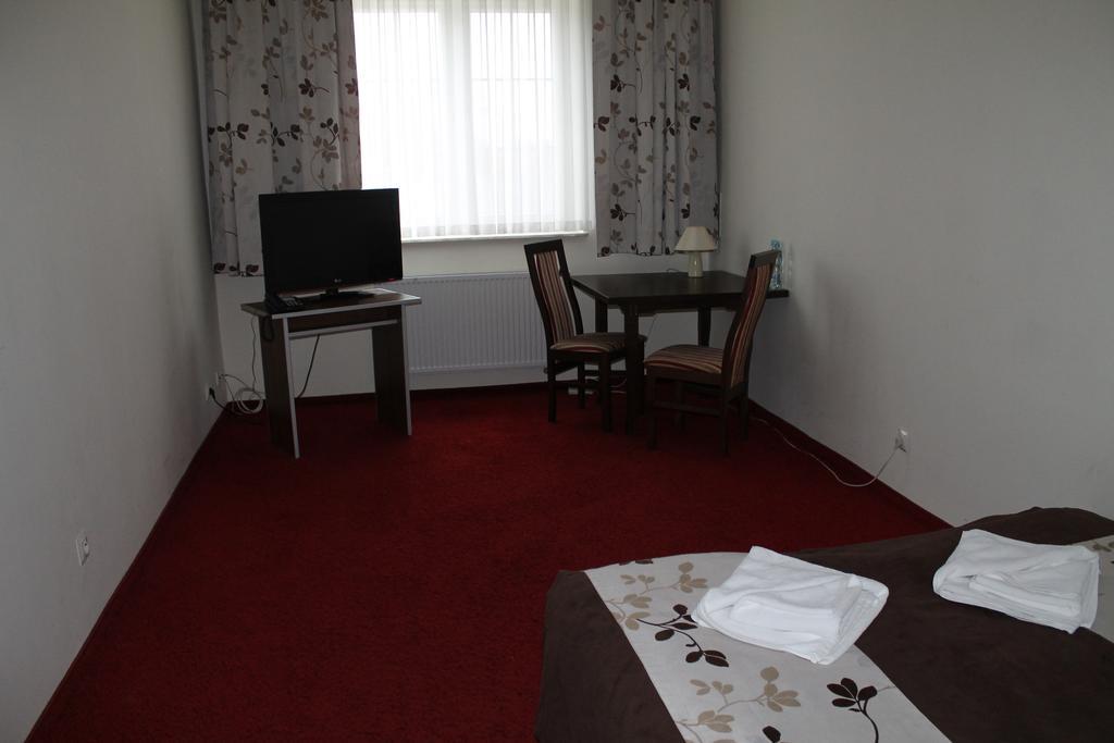 Hotel Kaprys Świdnik 部屋 写真
