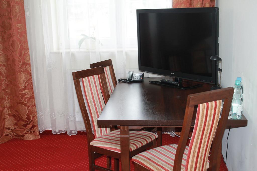 Hotel Kaprys Świdnik 部屋 写真